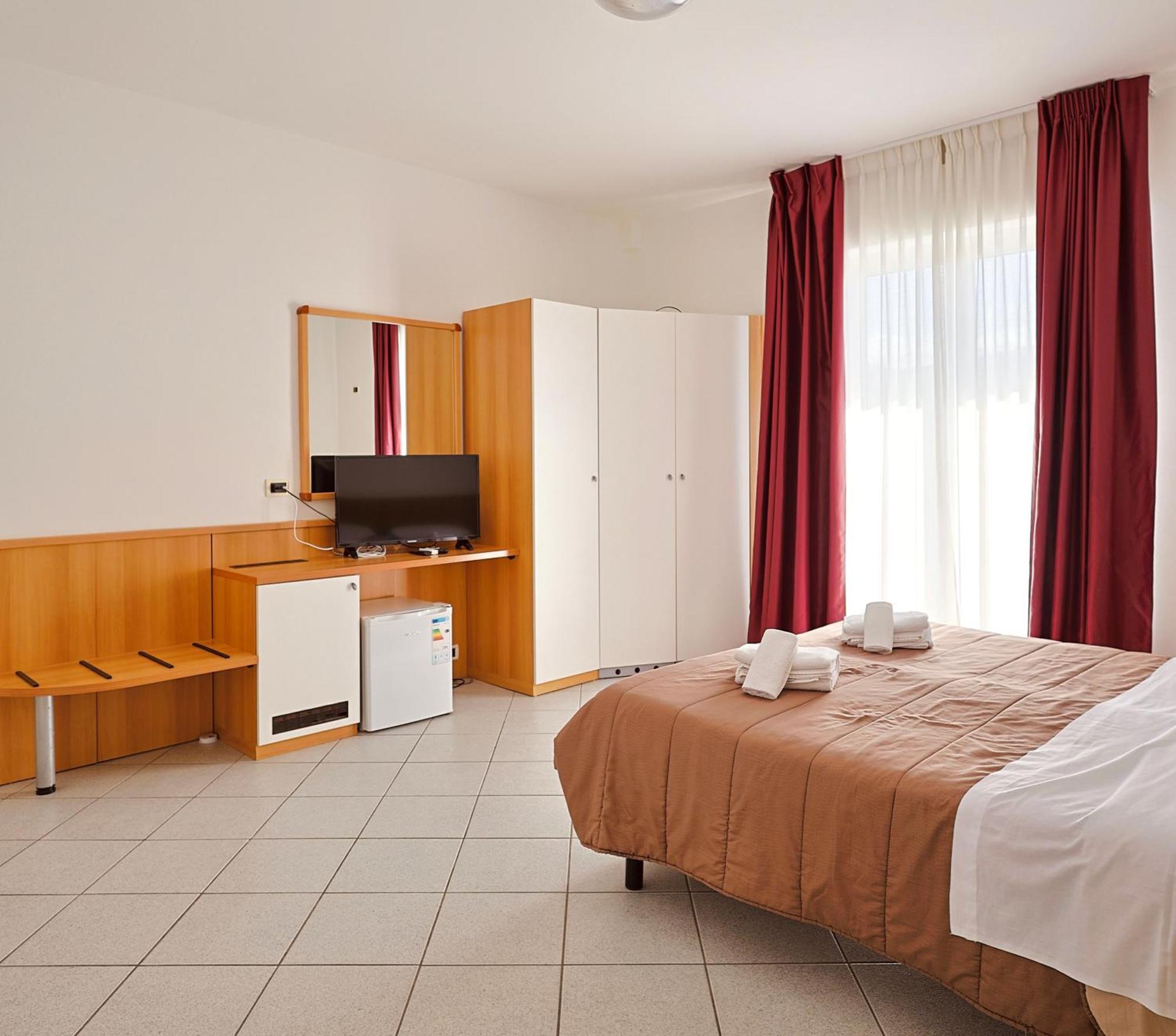Hotel Felicioni Pineto Extérieur photo