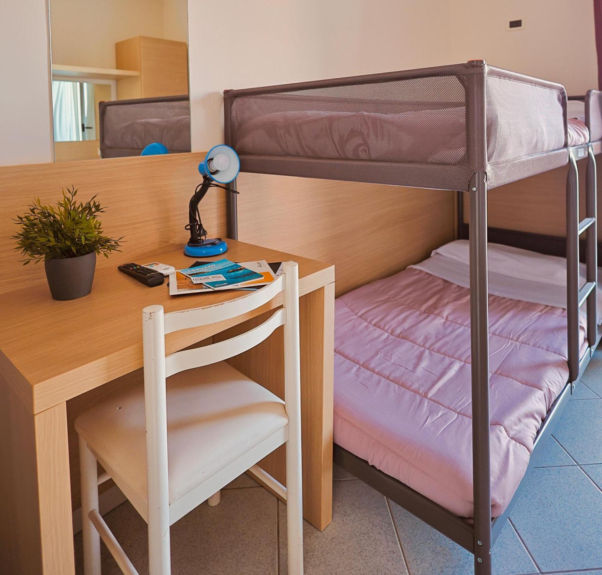 Hotel Felicioni Pineto Extérieur photo